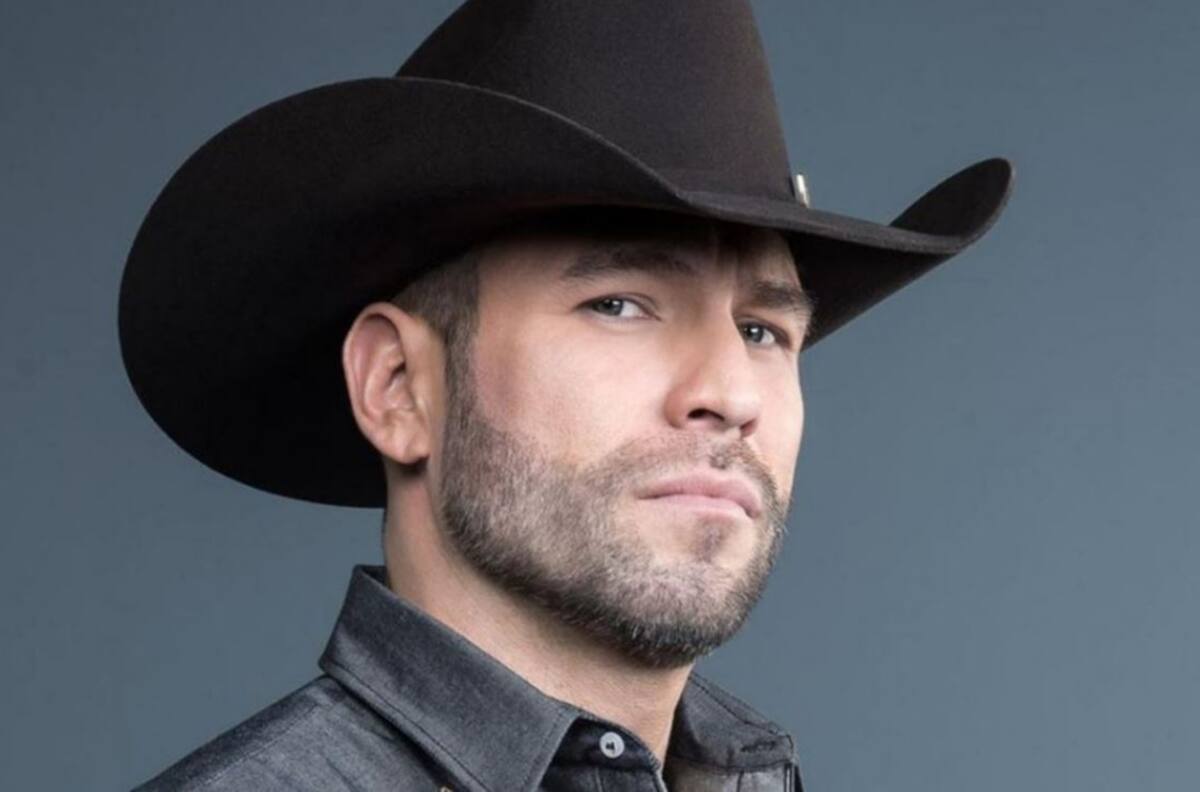 Rafael Amaya presume su bien trabajado cuerpo y sus fans enloquecen