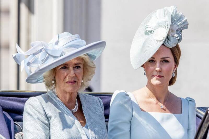 Kate Middleton y la reina Camilla en estos momentos tendrían una tensa relación - Créditos: Archivo