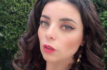 Violeta Isfel con lágrimas en los ojos, revela que fue diagnosticada con depresión