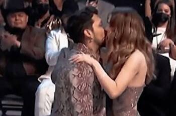 Belinda y Christan Nodal suben la temperatura con estas fotografías