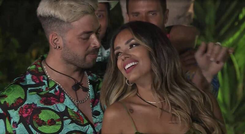 Max Cabezó y Shirley Arica fueron cercanos en "Tierra Brava" y llegaron a tener un breve romance.