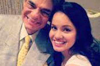 Sarita Sosa, hija menor de José José, maltrata a su esposo