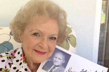 Certificado de defunción revela de qué murió en realidad Betty White