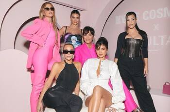 Kylie Jenner reúne a todas las hermanas Kardashian-Jenner y comparten una foto del evento