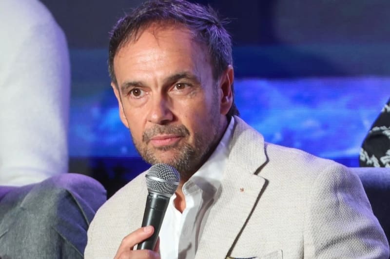 El animador de Mega y su opinión a Naya Fácil.