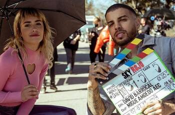 Rauw Alejandro debuta en la actuación junto a Lali Espósito en "Sky Rojo"