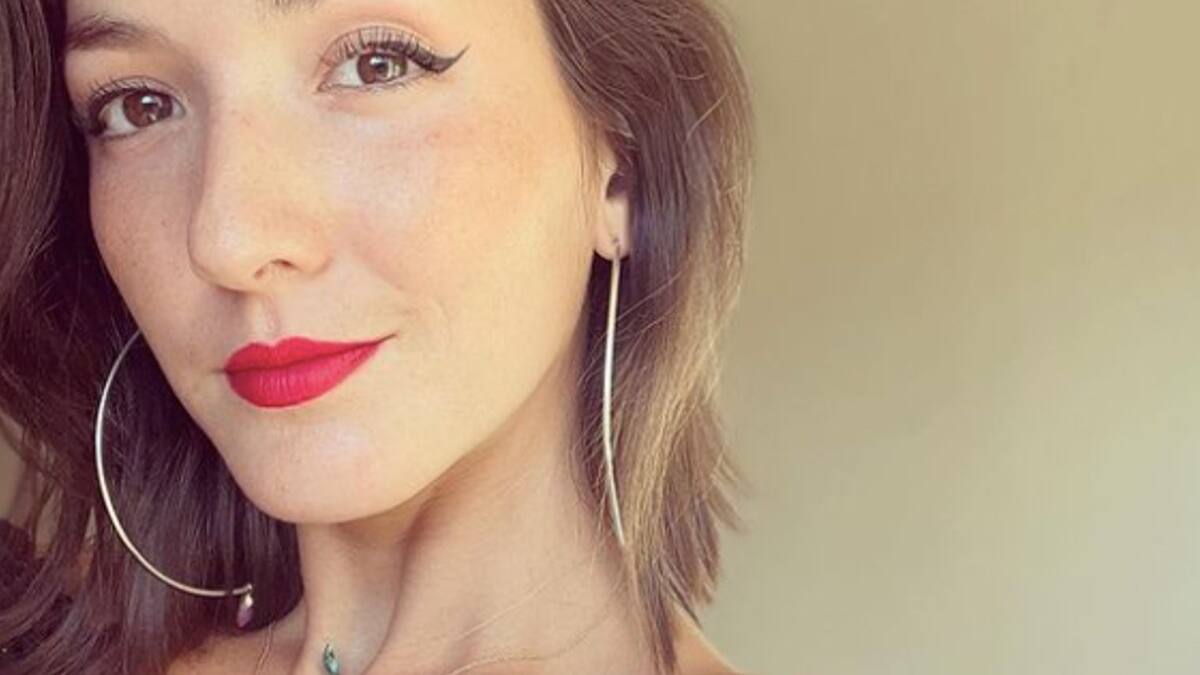 La actriz mexicana Eréndira Ibarra comparte el póster de su personaje en “Matrix Resurrections"