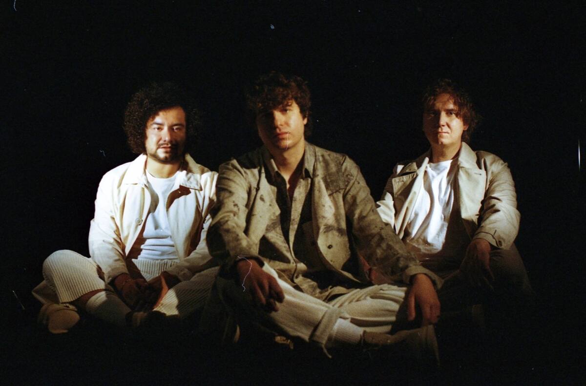 "Será bueno regresar a México", dice el vocalista de The Kooks, banda del Corona Capital