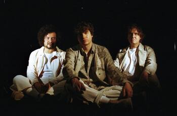 "Será bueno regresar a México", dice el vocalista de The Kooks, banda del Corona Capital