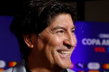 Iván Zamorano celebra sus 57 años en la Rivera Maya