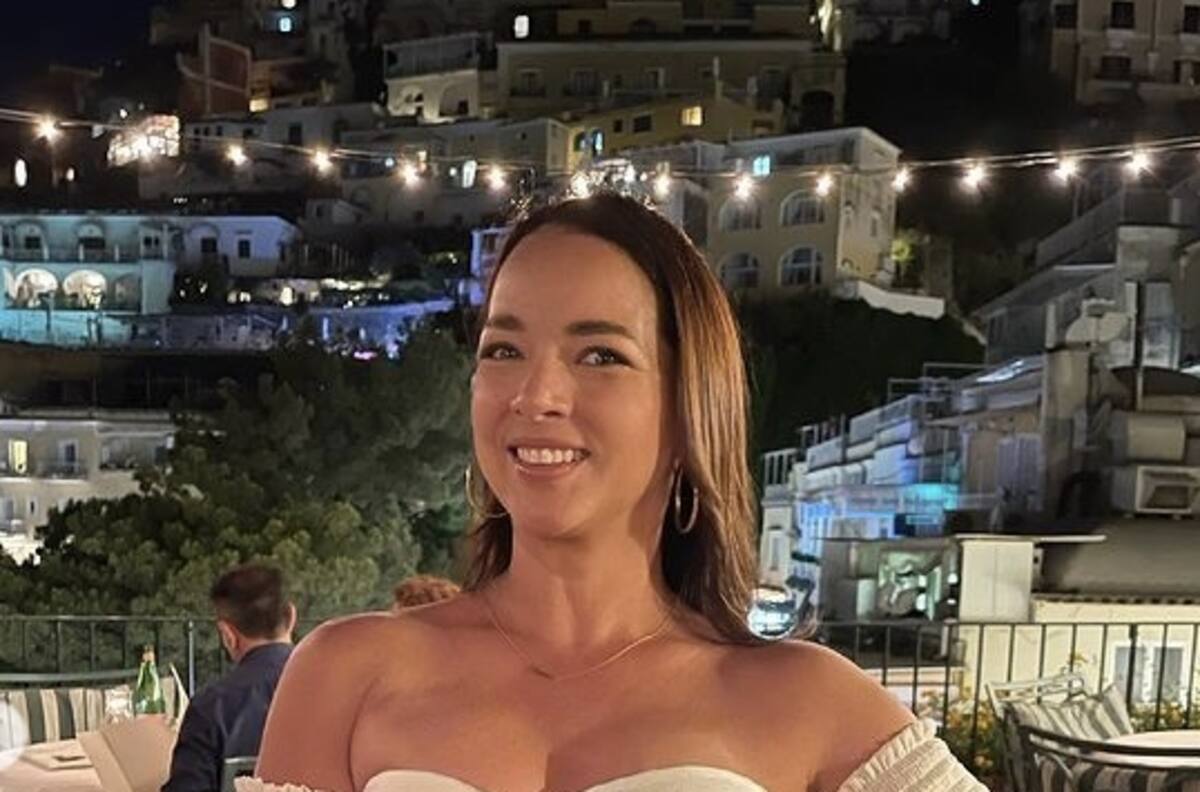 Adamari Lopez se hace tratamientos estéticos en una clínica facial y lo comparte