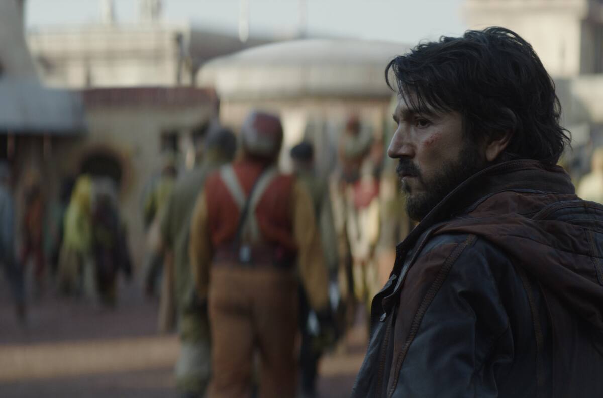 Conoce los secretos para conocer "Andor", la nueva serie protagonizada por Diego Luna