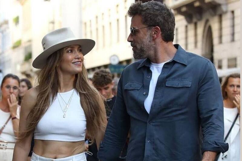 La pareja adquirió una mansión por 60 millones de dólares.