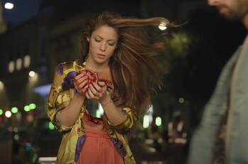 “Está versión si me suena a Shakira”: internautas emocionados con la nueva versión de “Monotonía”