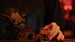 ¡Deben cuidarse más! Estos son los signos zodiacales que más caen en adicciones