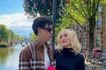 Hijo de Marc Anthony disfruta de románticas vacaciones en Europa