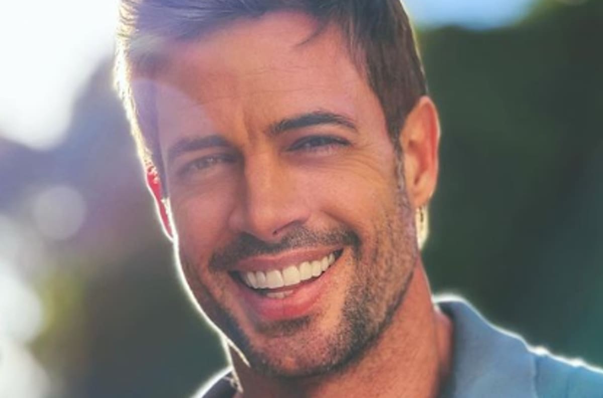 William Levy baila "Summer Nights" de Vaselina con Vadhir y Aislinn Derbez