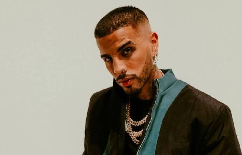 Rosalía El cantante trato de desmentir todo, pero salieron a la luz varias fotos. - Créditos: Twitter