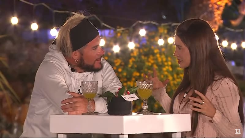 Fran Undurraga y Junior Playboy compartieron una cita rápida donde hablaron de su intimidad.