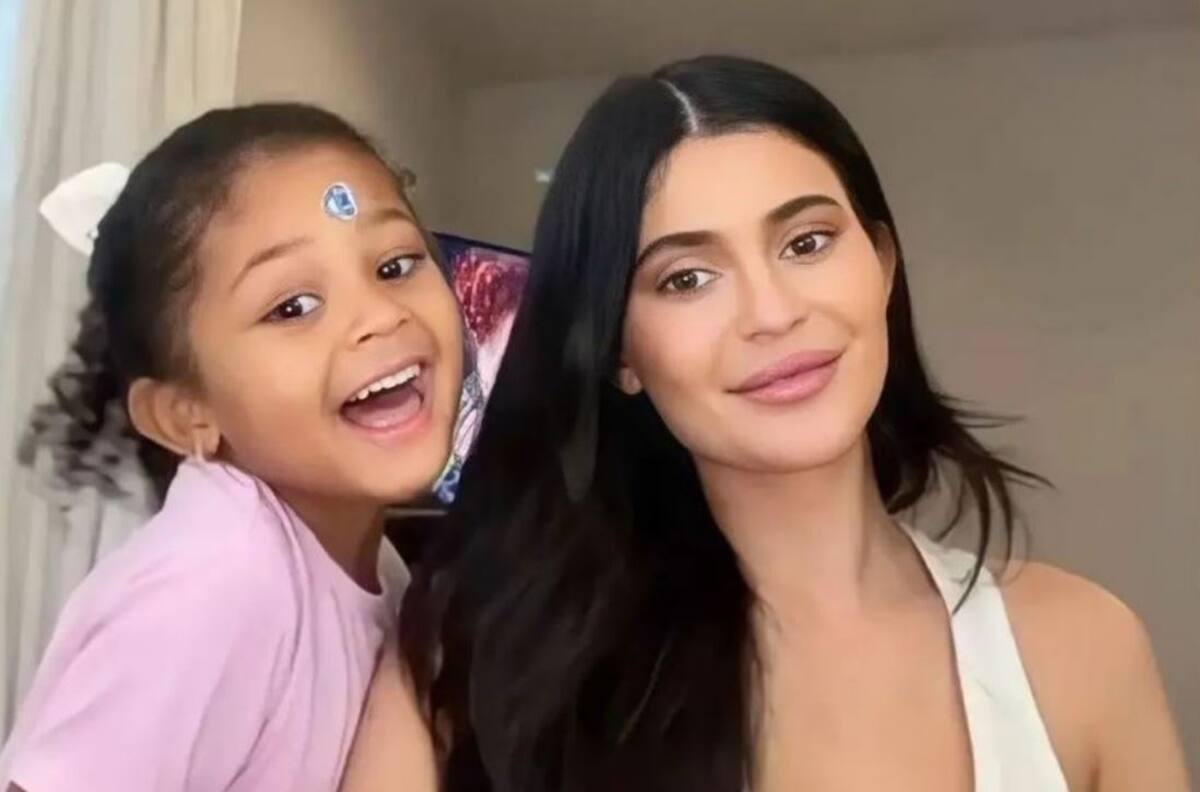 Stormi, la hija de Kylie Jenner, conquista TikTok con un divertido video con su madre y Kris Jenner
