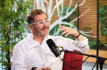 “Se agacha al lado mío y...”: Eduardo Fuentes revela asquerosa experiencia vivida en China