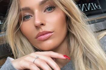 Irina Baeva muestra la invitación a su boda y le llueven críticas