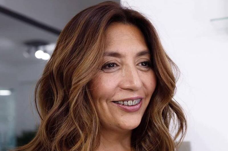 Regaló una cena navideña a un cercano de su familia.