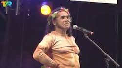 VIDEO | Arturo Ruiz-Tagle y su desafiante reacción en festival de Puerto Montt: “Pifien, los comunistas que están atrás”