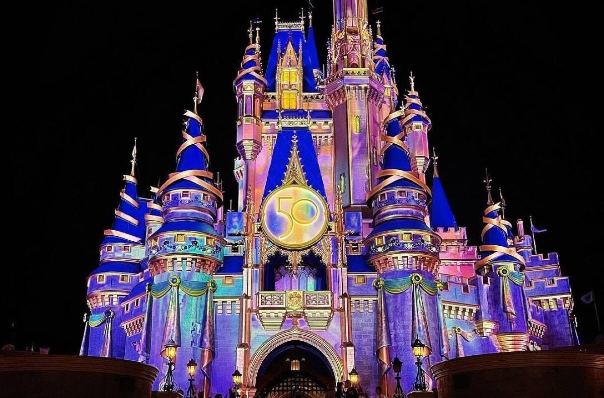 Disney ya no controla su parque de Florida: por oponerse a legislación estatal, revocan su gobernanza