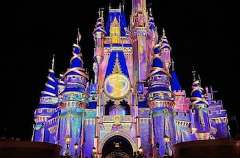 Disney ya no controla su parque de Florida: por oponerse a legislación estatal, revocan su gobernanza