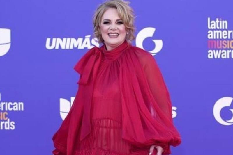 Erika Buenfil comparte fotografía con Peso Pluma Erika Buenfil - Créditos: Instagram