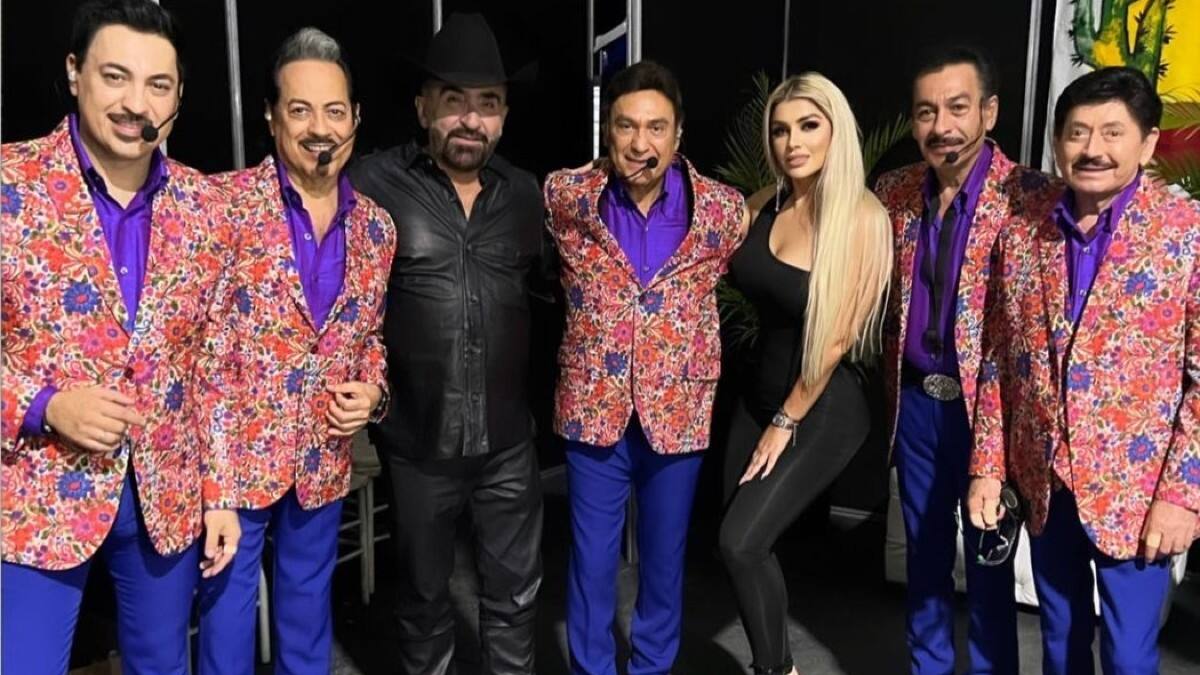 Vicente Fernández Jr. comparte escenario con Los Tigres del Norte y Christian Nodal en Colombia