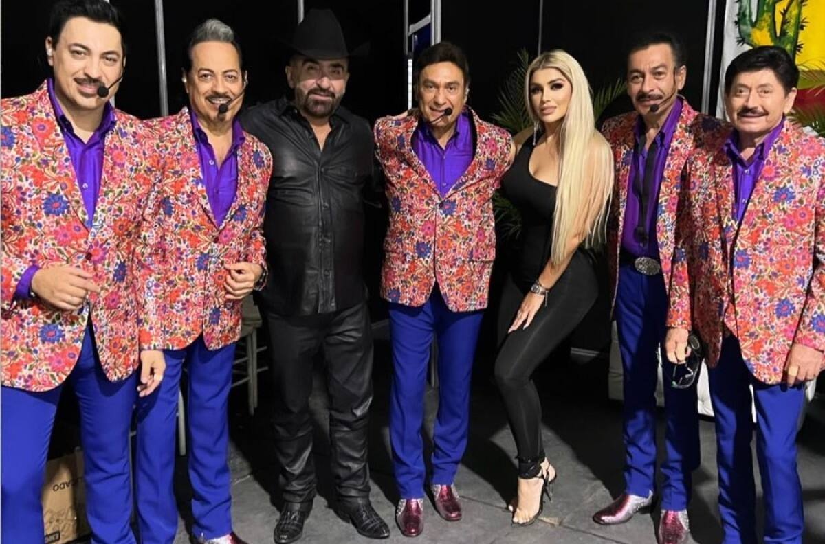 Vicente Fernández Jr. comparte escenario con Los Tigres del Norte y Christian Nodal en Colombia