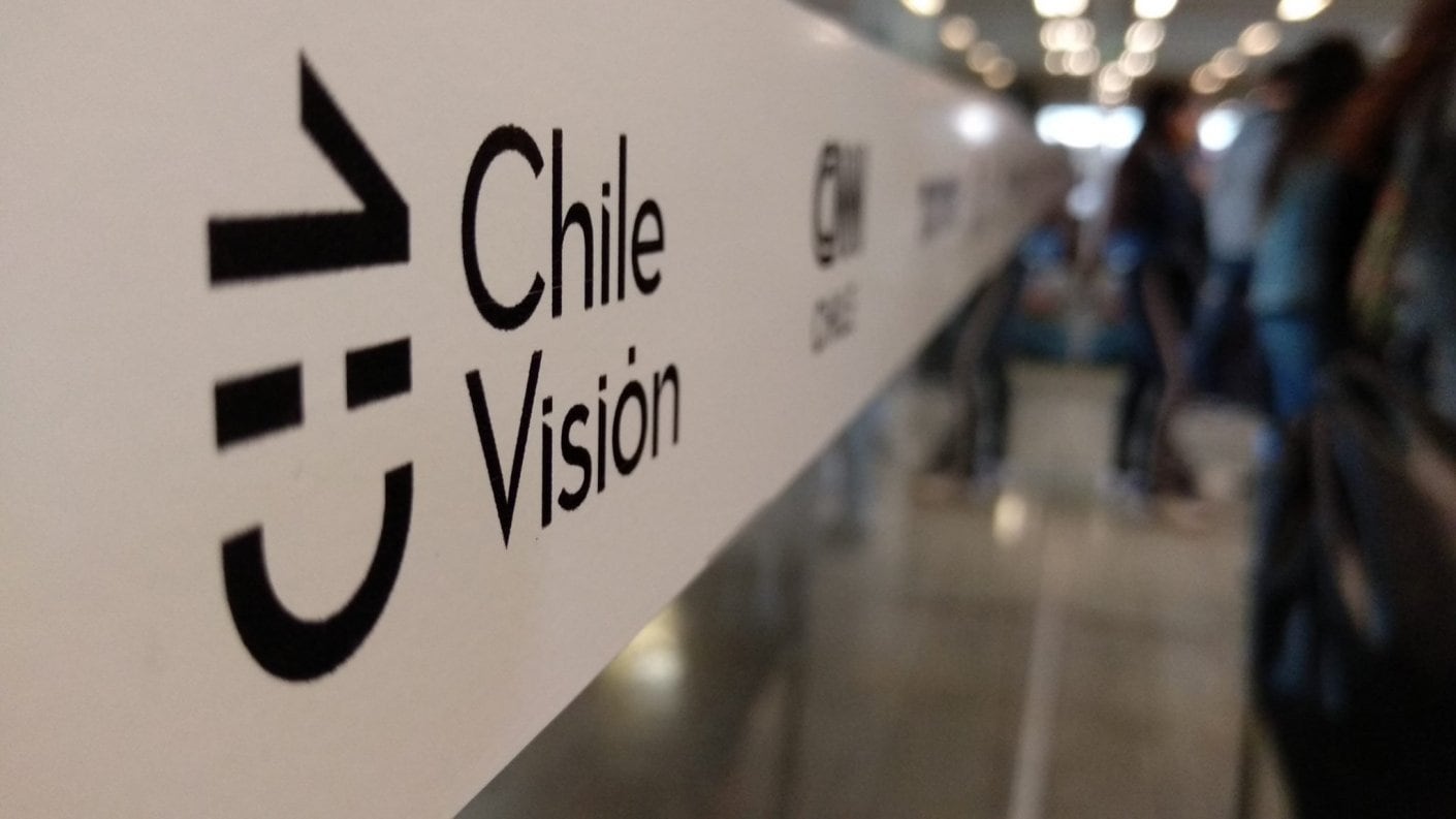 En “Qué Te Lo Digo” presentaron más detalles del nuevo reality de Chilevisión y revelaron qué rostro del canal animará este formato.
