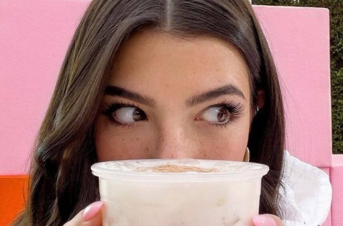 Charli D'Amelio, la tiktoker con más de 142 millones de seguidores, que sería la pareja del hijo de Travis Barker