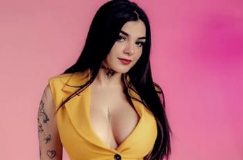 Karely Ruiz sufre aparatoso accidente automovilístico previo a su cumpleaños