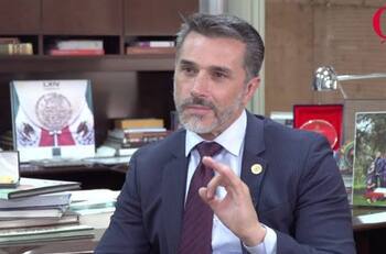 Sergio Mayer responde a acusaciones de la hija mayor de Héctor Parra