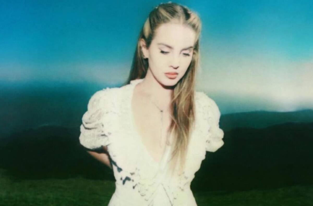 Lana del Rey cuenta en nueva producción, "Blue Banisters”, su narrativa personal