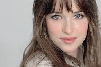 Dakota Johnson temió ser llamada a testificar en juicio de Johnny Depp y habló del Twitterverse: "es horrible, desgarrador e incorrecto"