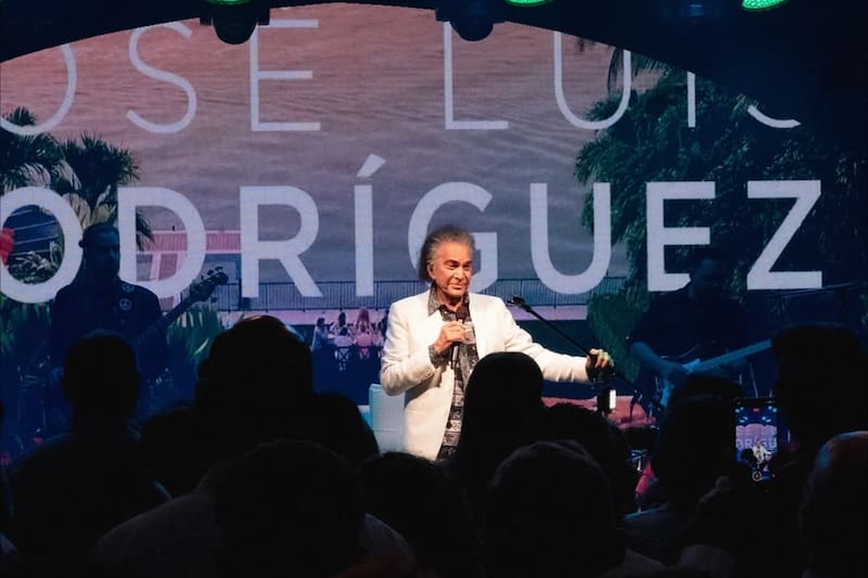 El Puma será uno de los artistas de esta noche. Foto: Instagram @Elpumaoficial