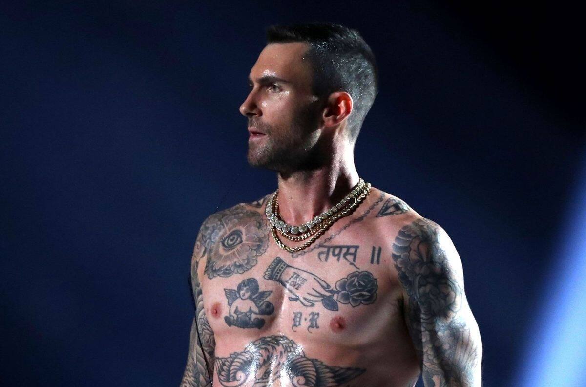 Adam Levine le habría sido infiel a su esposa, ¿Qué dice la Astrología de su aspecto vincular?