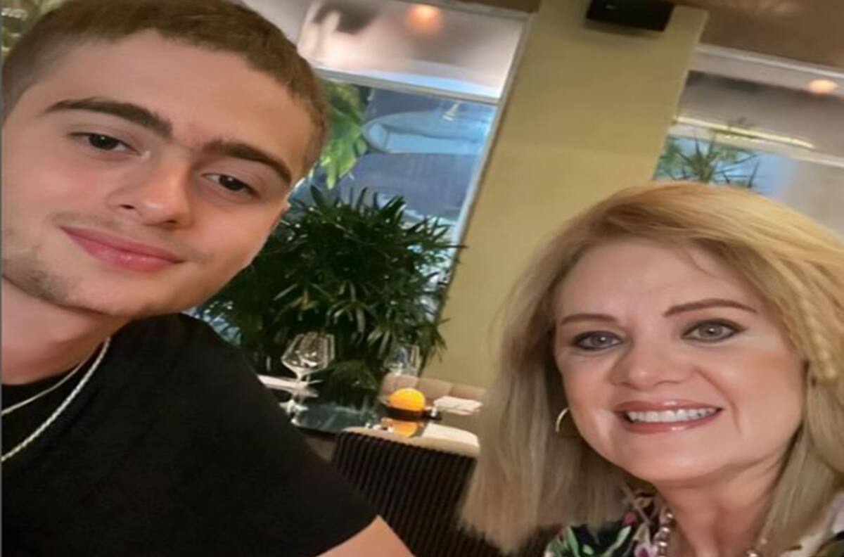 Erika Buenfil se va de antro al Baby'O con su hijo Nicolás