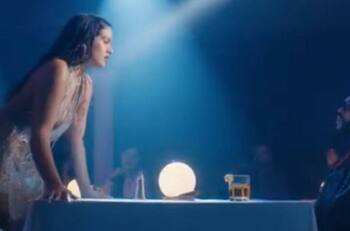 Georgina Rodríguez y Pedro Almodóvar asistieron al concierto de Rosalía en Madrid