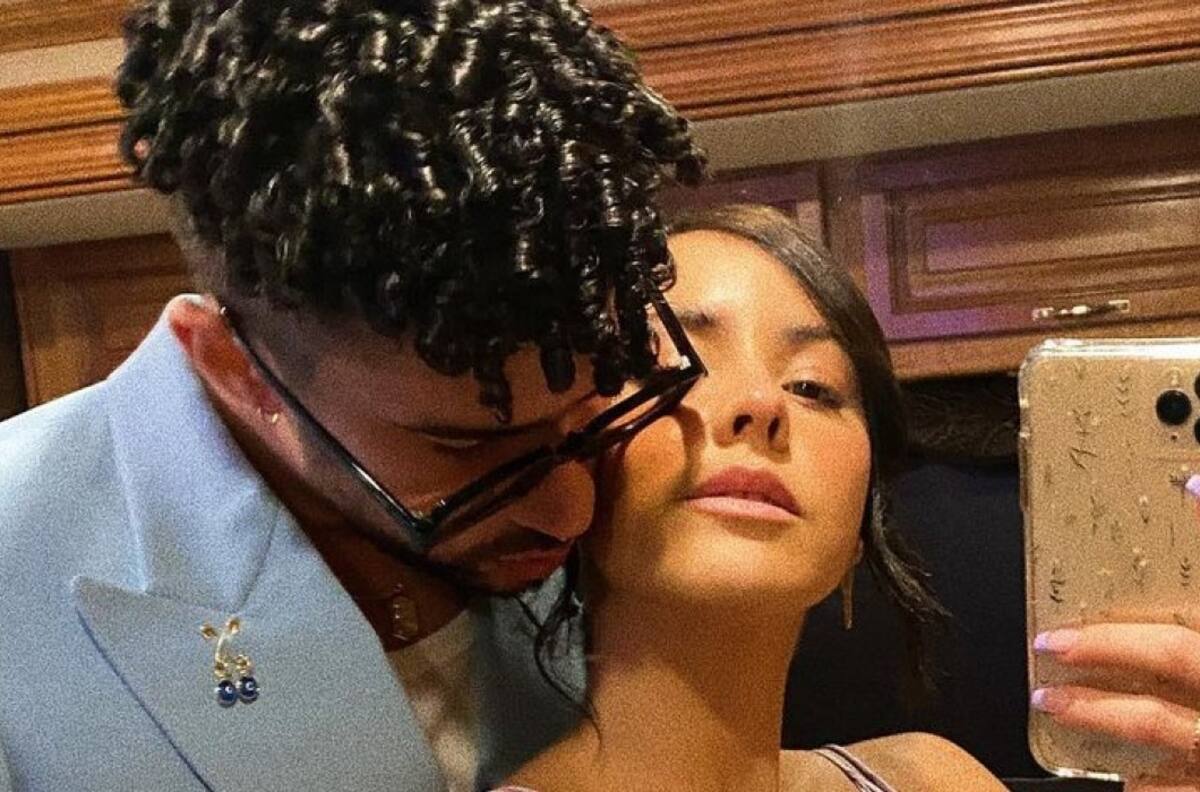 Bad Bunny reaparece en redes sociales junto a su novia