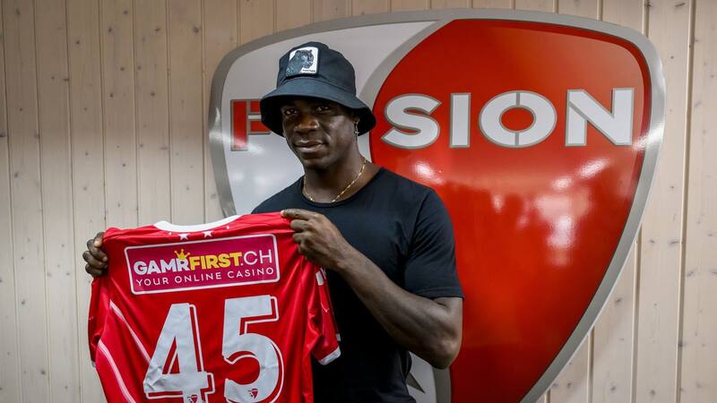 Mario Balotelli tuvo un complicado paso por el Sion de Suiza