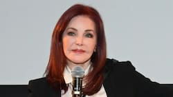 Priscilla Presley reaparece en alfombra roja tras fallecimiento de su hija, Lisa Marie