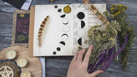 ¿Se deben realizar rituales en los eclipses?