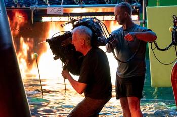 James Cameron estrenará "Avatar: The Way of Water" con el escepticismo de que sea un éxito