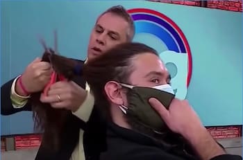 Llegaron a millonario acuerdo: Camarógrafo que sufrió corte de pelo por parte de José Miguel Viñuela será compensado por Mega