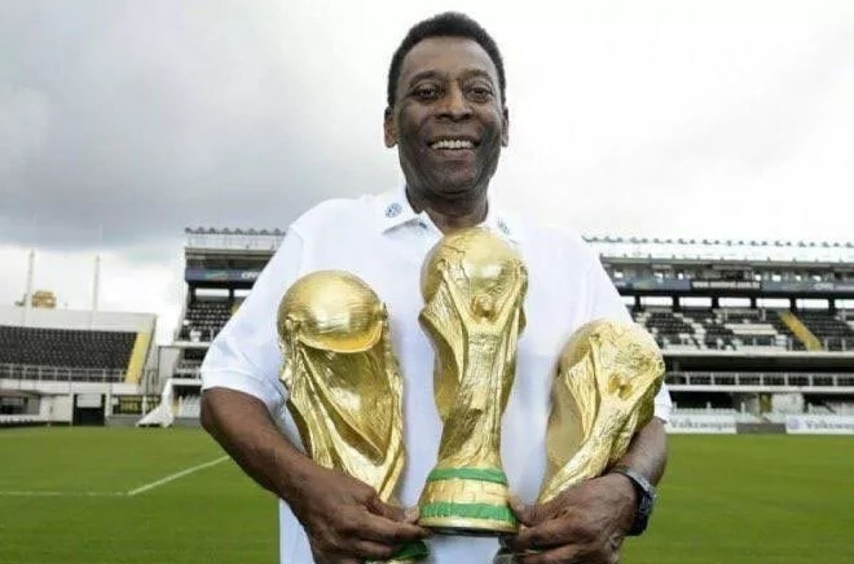 Pelé se mantiene estable y contesta mensaje de Mbappé en Twitter